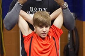 FOTO: Oglej si Justina Bieberja med napornim treningom!