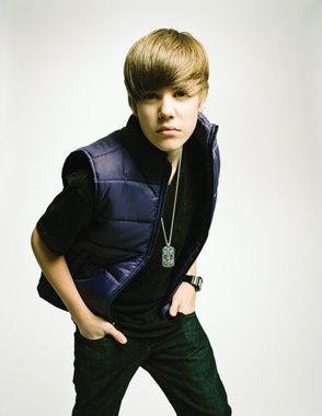 VIDEO: Justin Bieber je na koncertu na odru jokal!