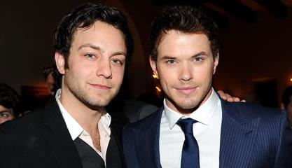 Kellan in Taylor: Seksi na nagradah moških leta!