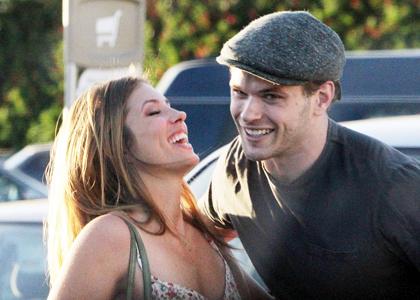 FOTO: Kellan Lutz: Komaj se je razšel z AnnaLynne, že je bil ujet z novim dekletom!