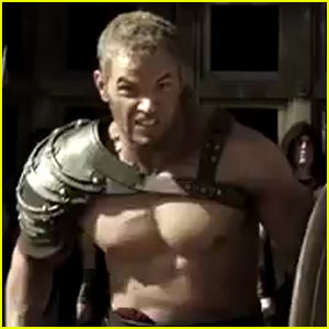 Kellan Lutz: V novem trailerju si ga lahko pogledaš kot Herkula!