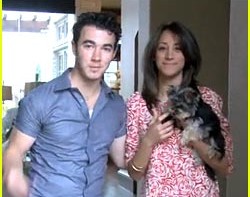 VIDEO: Kevin in Danielle: V nov dom sta že spustila kamere!