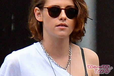 UAU! Je to res Kristen Stewart?!