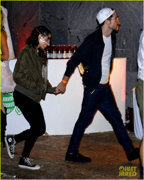 Foto: Robsten: Za noč čarovnic s strašljivim kostumom!