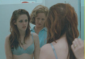 FOTO: Kristen Stewart: V novem filmu se je slekla!