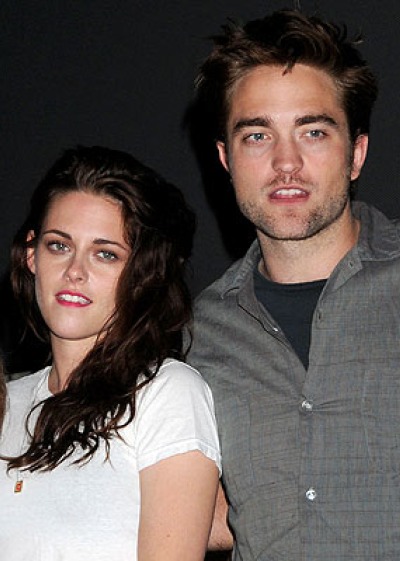 Vroče! Kristen Stewart: Robertovi sestri sta ji končno odpustili!
