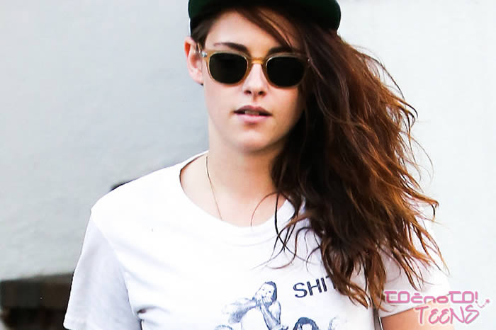 KAJ!? Je to res (nekoč uporniška) Kristen Stewart?!