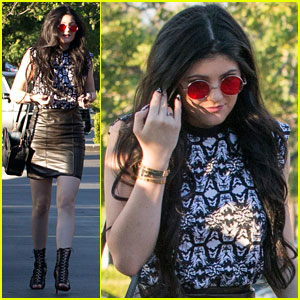 ŠOK! Kylie Jenner: Še mesec dni nima izpita pa je že povzročila nesrečo!