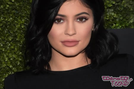 ISKRENO! Kylie Jenner: Kaj sploh želi doseči s tem?!