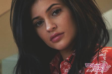 ISKRENO! Kylie Jenner o lepotnih operacijah!