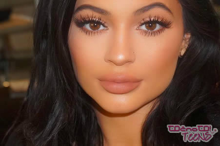 Kylie Jenner: S to eno spremembo je spremenila celotni videz!