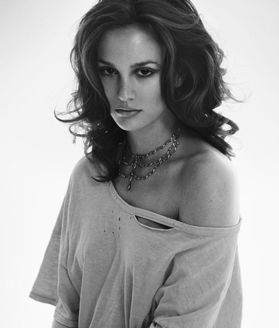 Obleci se kot Leighton Meester