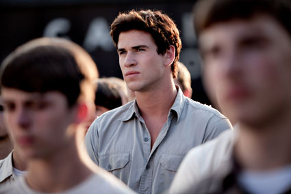 Liam Hemsworth: Zaradi Iger lakot mu je bilo slabo!