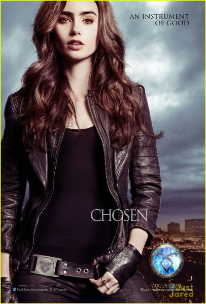 Lily Collins: Nov poster in trailer njenega filma s fantom!