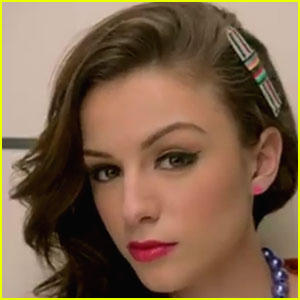 Cher Lloyd: Napada ZDA s svojim tamkajšnjim prvim videospotom!