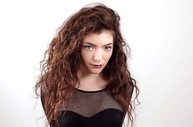 Lorde: Je praznovala svoj rojstni dan kar sama?!