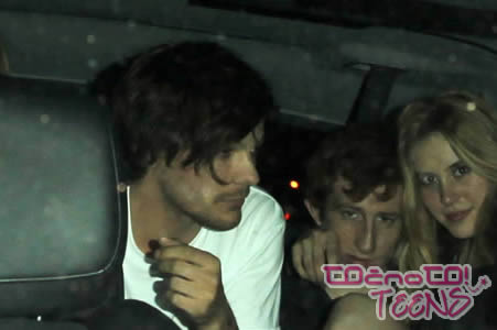 PRVIČ! Po aferi Louis Tomlinson v nočni klub!