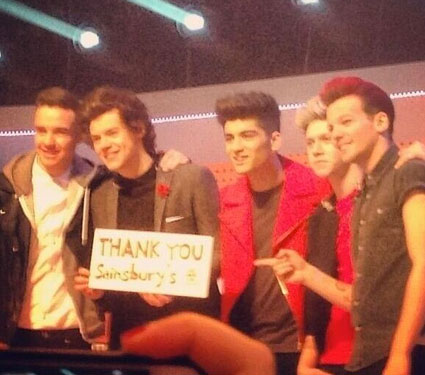 Louis iz One Direction: Pobarval si je lase!