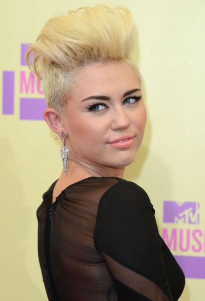 Šok! Miley Cyrus: Vse imam bolj rada kot oni mene!