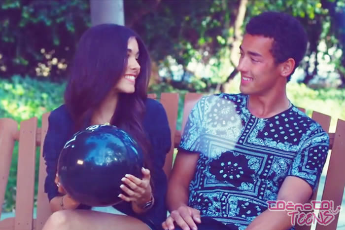 To je debitantski videospot Madison Beer!