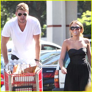 Foto: Miley Cyrus in Liam Hemsworth: Vse počneta skupaj!