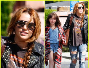 FOTO: Miley Cyrus: S sestro Noah si je privoščila dekliški dan