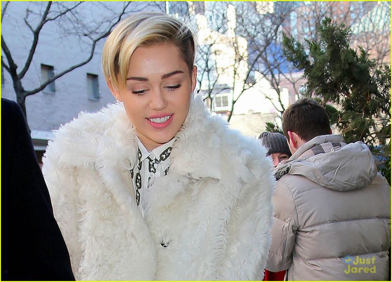 Miley Cyrus obožuje belo