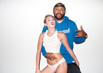 Vroče! Miley Cyrus: Ima že novega?