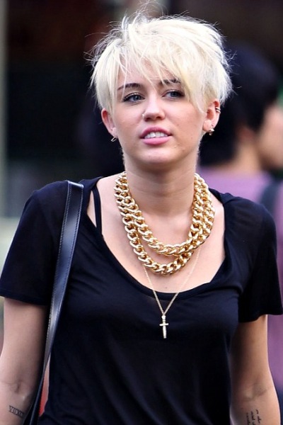 Šok! Miley Cyrus: Ponudili so ji vlogo v porniču!