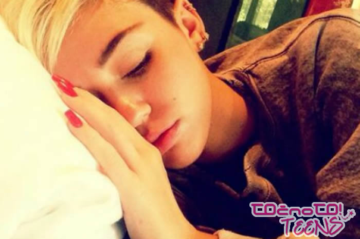 KRITIČNO? Miley v bolnici pod strogim nadzorom zdravnikov!