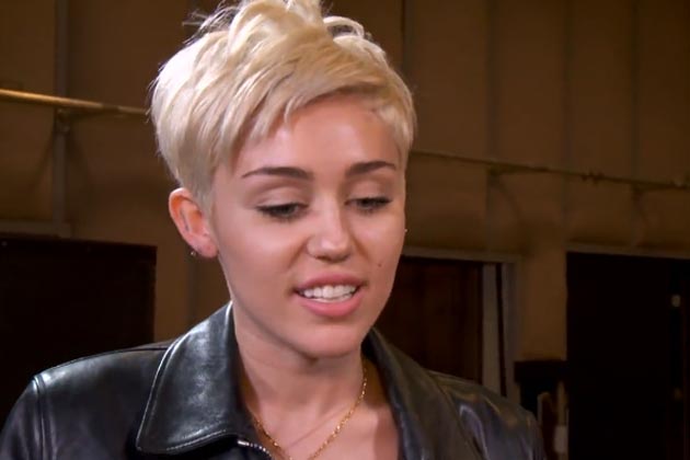 Miley Cyrus: Njena turneja bo poučna!