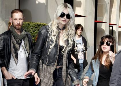 VROČE: Taylor Momsen vsekakor ne bo na 'X Factorju', Simon Cowell sploh ne ve, kdo je!