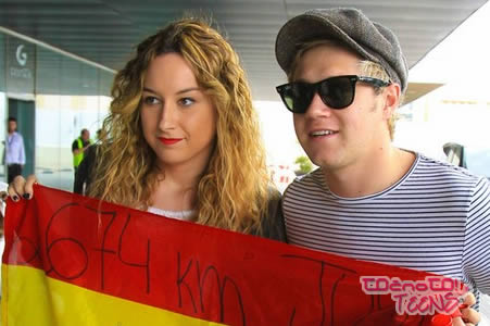 FOTO! Niall se je zbližal z oboževalko!
