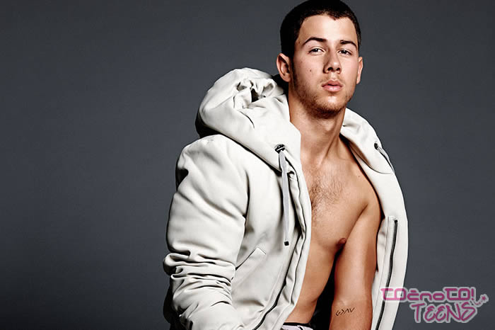 SPOMINI! Nick Jonas: ''Turneja z Miley je bila nora!''
