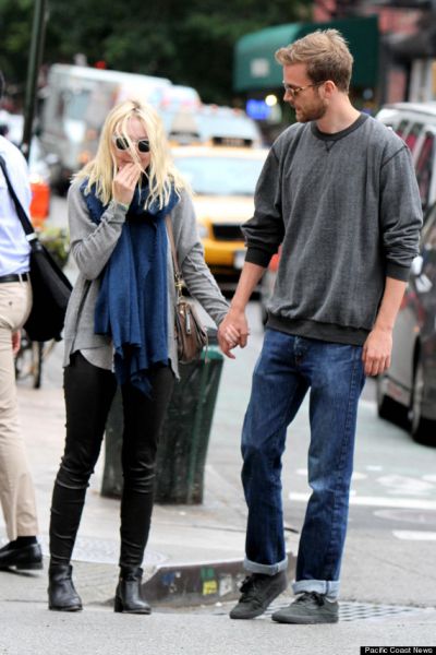 OPA! Dakota Fanning: Paparaci so jo na sploh prvič ujeli s fantom!
