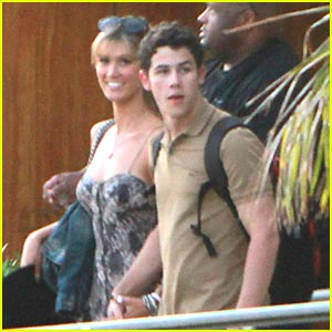 Foto: Nick Jonas: Punco je peljal na počitnice v Mehiko!