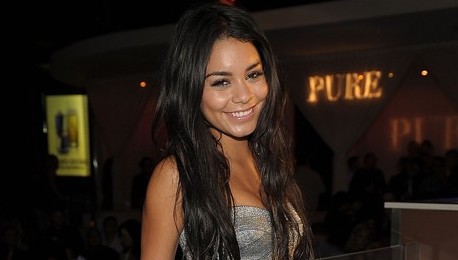 Vanessa Hudgens: Samska na svoji rojstnodnevni zabavi!