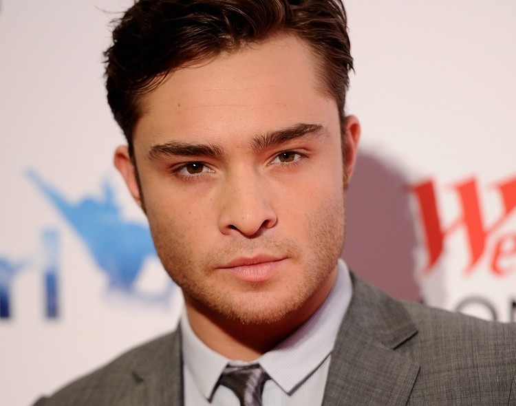 FOTO: Ed Westwick: Na premieri svojega novega filma se ni niti enkrat nasmejal!