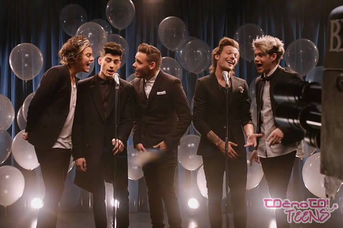 POSLUŠAJ! One Direction posneli priredbo skladbe God Only Knows!