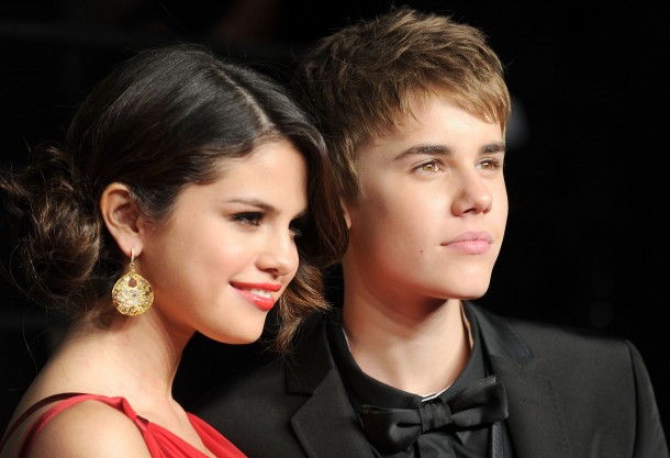 Selena Gomez in Justin Bieber: Zakaj se v resnici spet družita?
