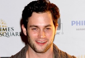 FOTO: Penn Badgley iz 'Opravljivke' je pokazal svojo poraščenost