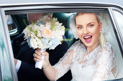 Perrie iz Little Mix: Hoče starinsko poročno obleko!