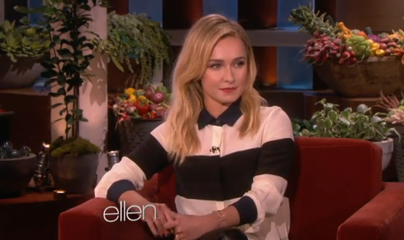 Hayden Panettiere: Na voskanju bikinija je bila kar med pogovorom po telefonu!