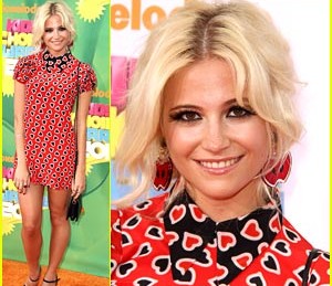 FOTO: Pixie Lott ljubka na 'KCA'!
