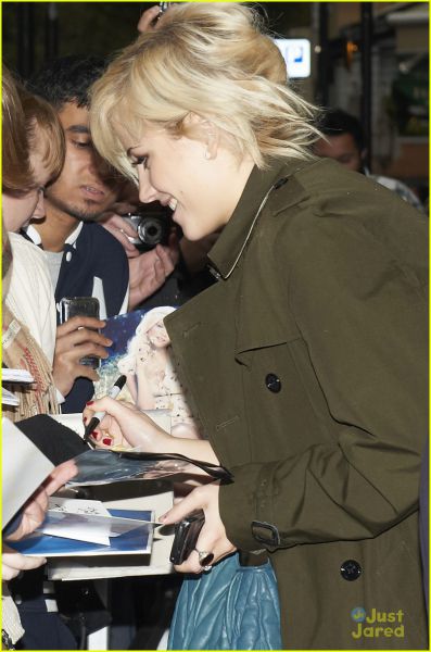 Uspeh! Pixie Lott: Dobila nagrado za svojo modno linijo!