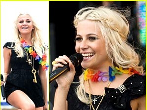 Pixie Lott: Nastopila je pred 47.000 ljudi!