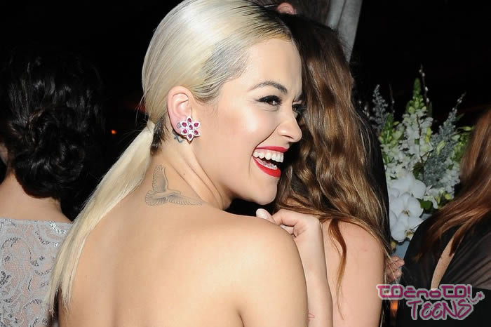 AJOJ! Kaj si je Rita Ora privoščila na zabavi po Zlatih globusih!