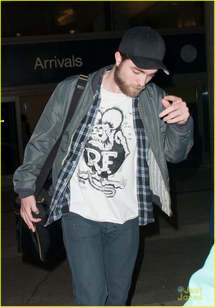 Rob Pattinson: Dve novi sliki iz filma Cosmopolis!