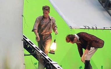 RPattz: Nadaljuje s snemanjem 'Water For Elephants'