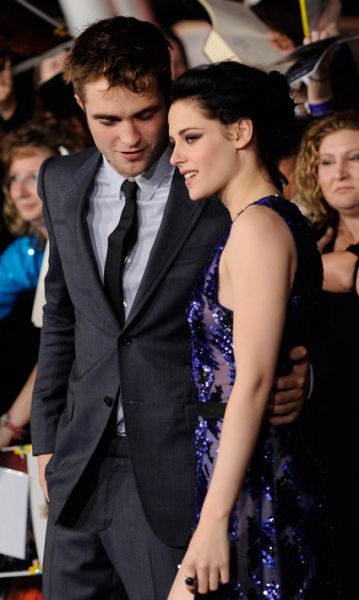 Vroče! Rob Pattinson: Kristen je vzel nazaj za enomesečno poskusno obdobje?!